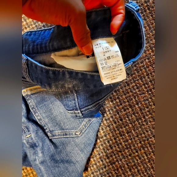 Denim skirt - Picture 3 of 3